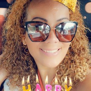 Meet your Posher, Ellie